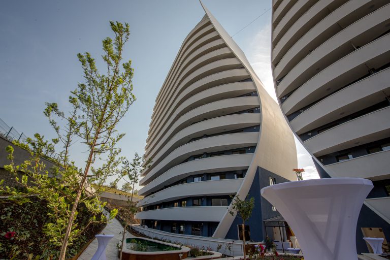 243909015_3956075767831087_3194055498155048666_n