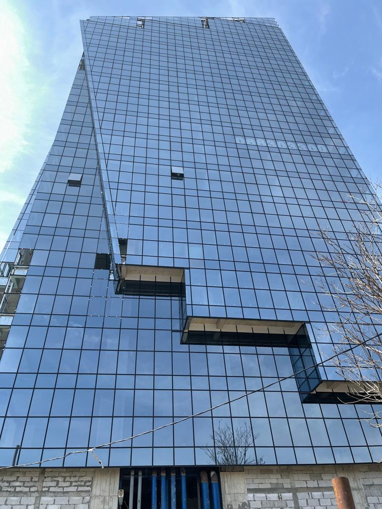 b39b9ff8-ba3e-4f76-9c74-a16aae9ef047