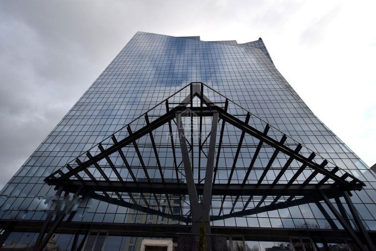 be3eec38493f53da5d1d23dee5c41840